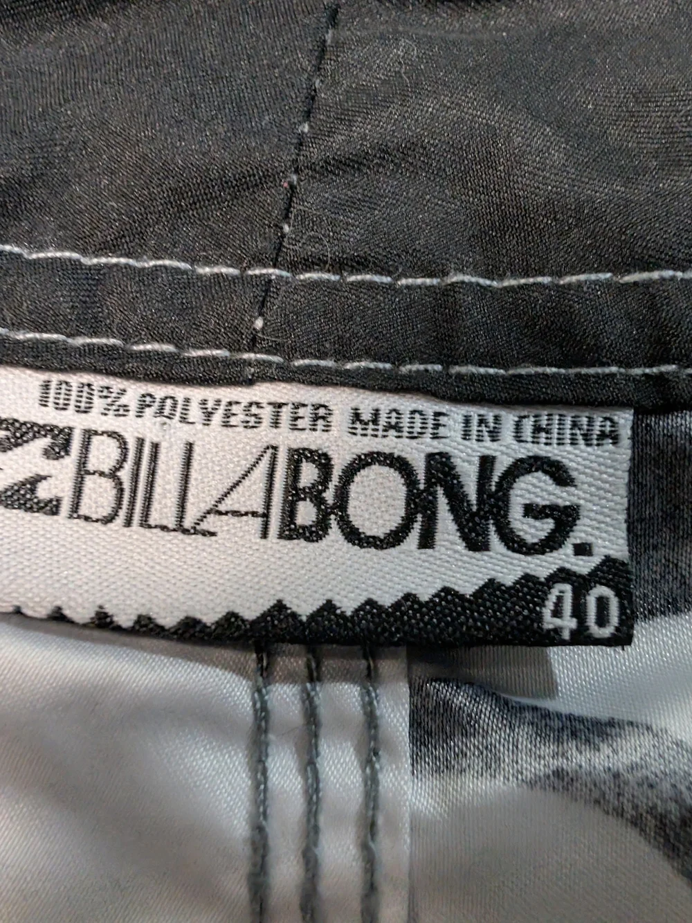 VTG Billabong Y2K Graphic Spellout Surf Board Shorts 40
